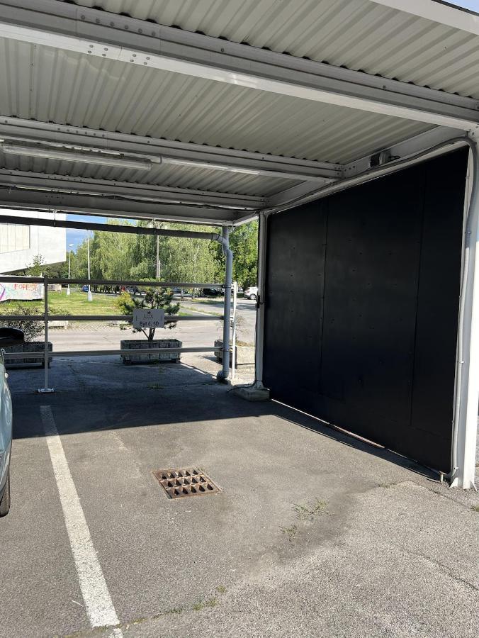 Lux Residence, A/C, Vip Parking, City View Banská Bystrica Extérieur photo